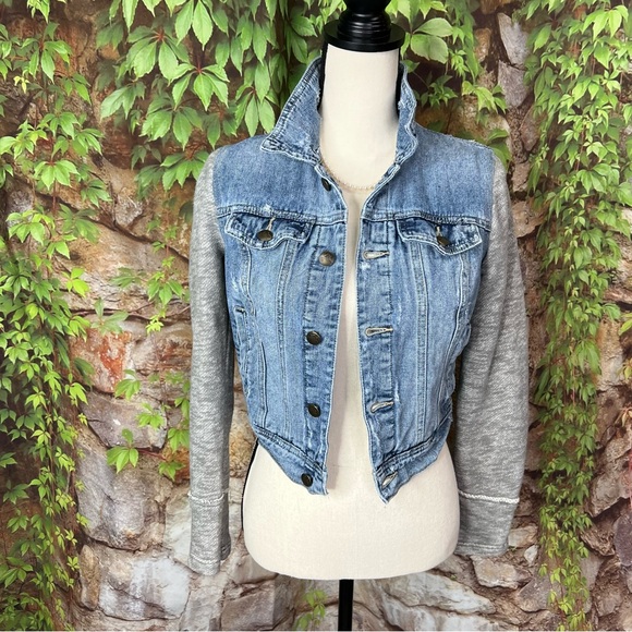 FREE PEOPLE Washed Denim Jacket with Heathered Gray Sleeves, XS - Picture 2 of 9